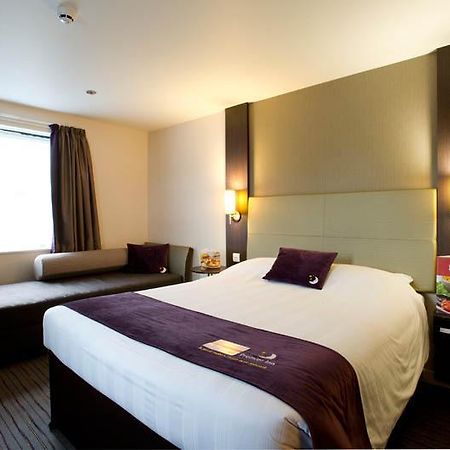 Premier Inn Stirling City Centre Екстер'єр фото