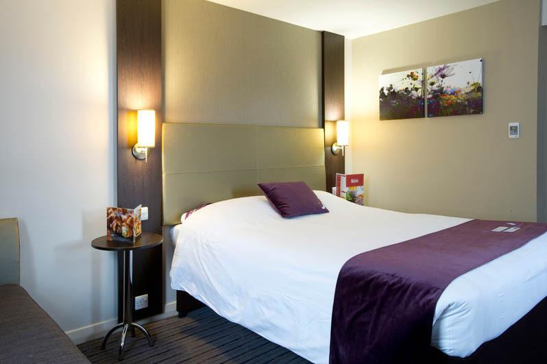Premier Inn Stirling City Centre Екстер'єр фото